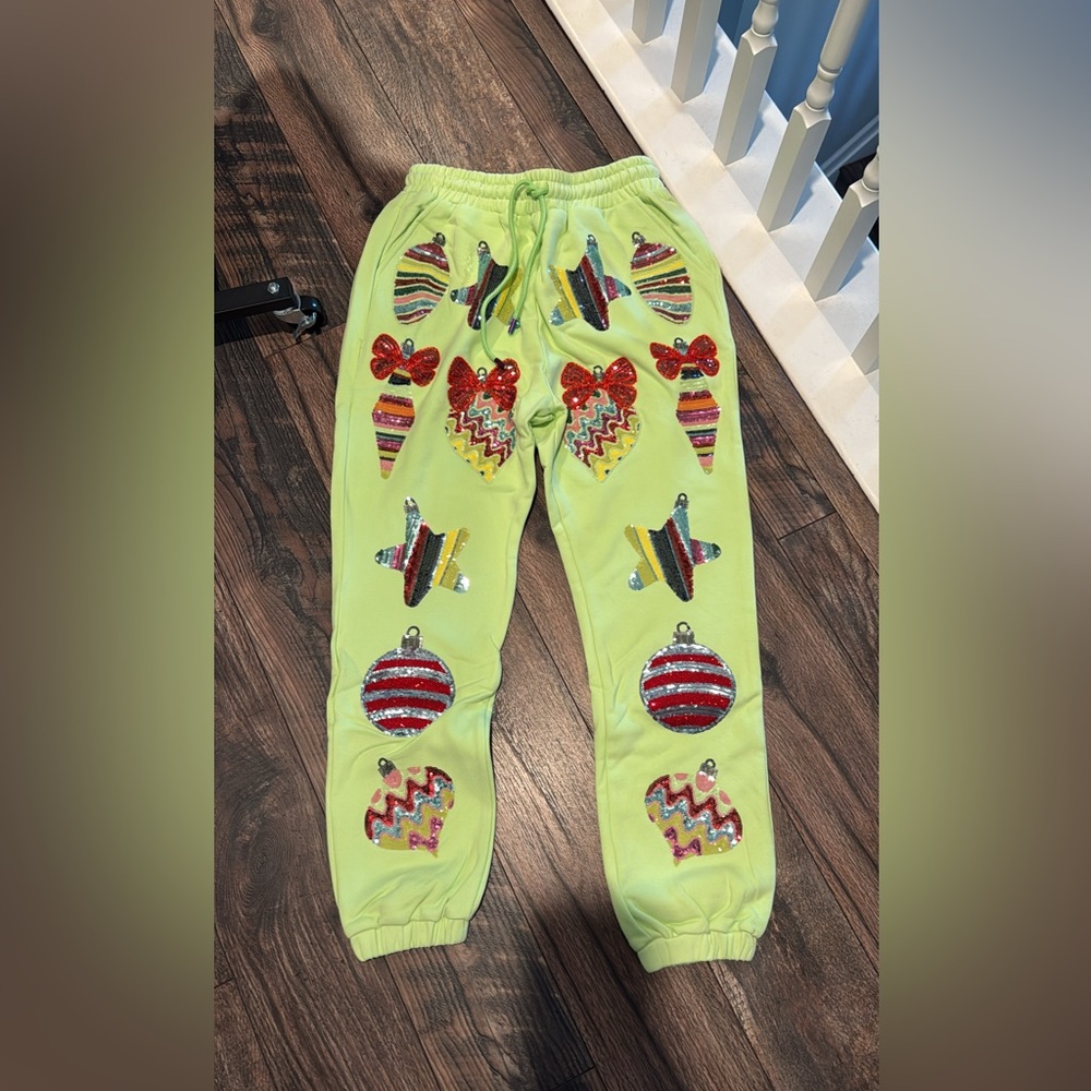 Queen of sparkles NWT Festive Sequin Ornament Joggers small